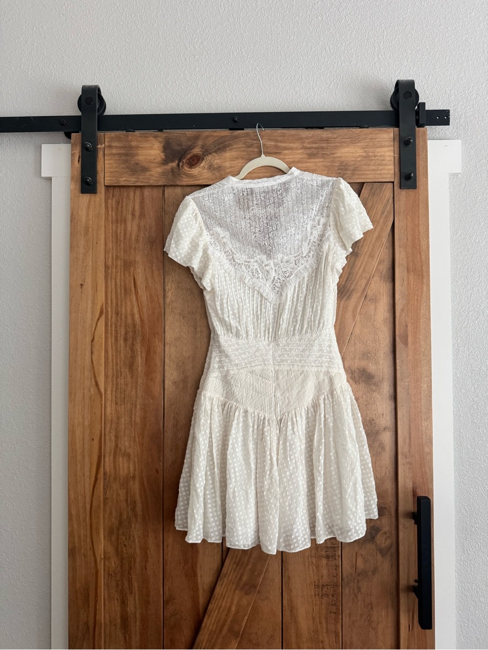 Johnathan Simkhai Mini Lace Dress 2 - Picture 5 of 5